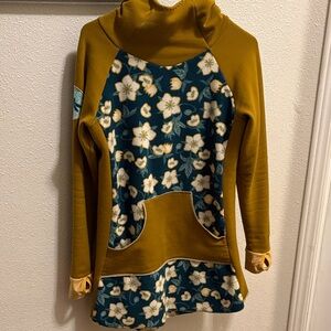 Made in Alaska Solstice Creations Hooded Fleece Tunic